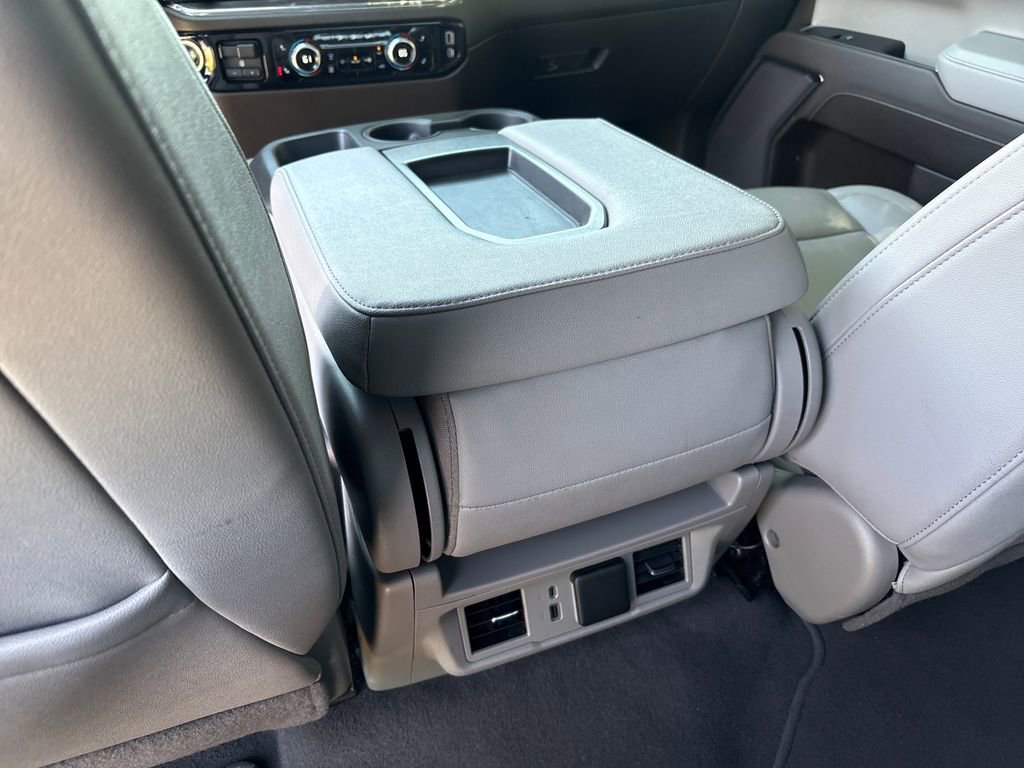 Certified 2025 GMC Sierra 1500 4x4 Crew Cab SLT image 35