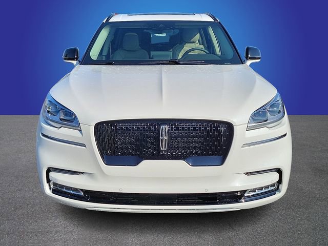 New 2024 Lincoln Aviator Reserve w/ Equipment Group 201A AWD/4WD image 2