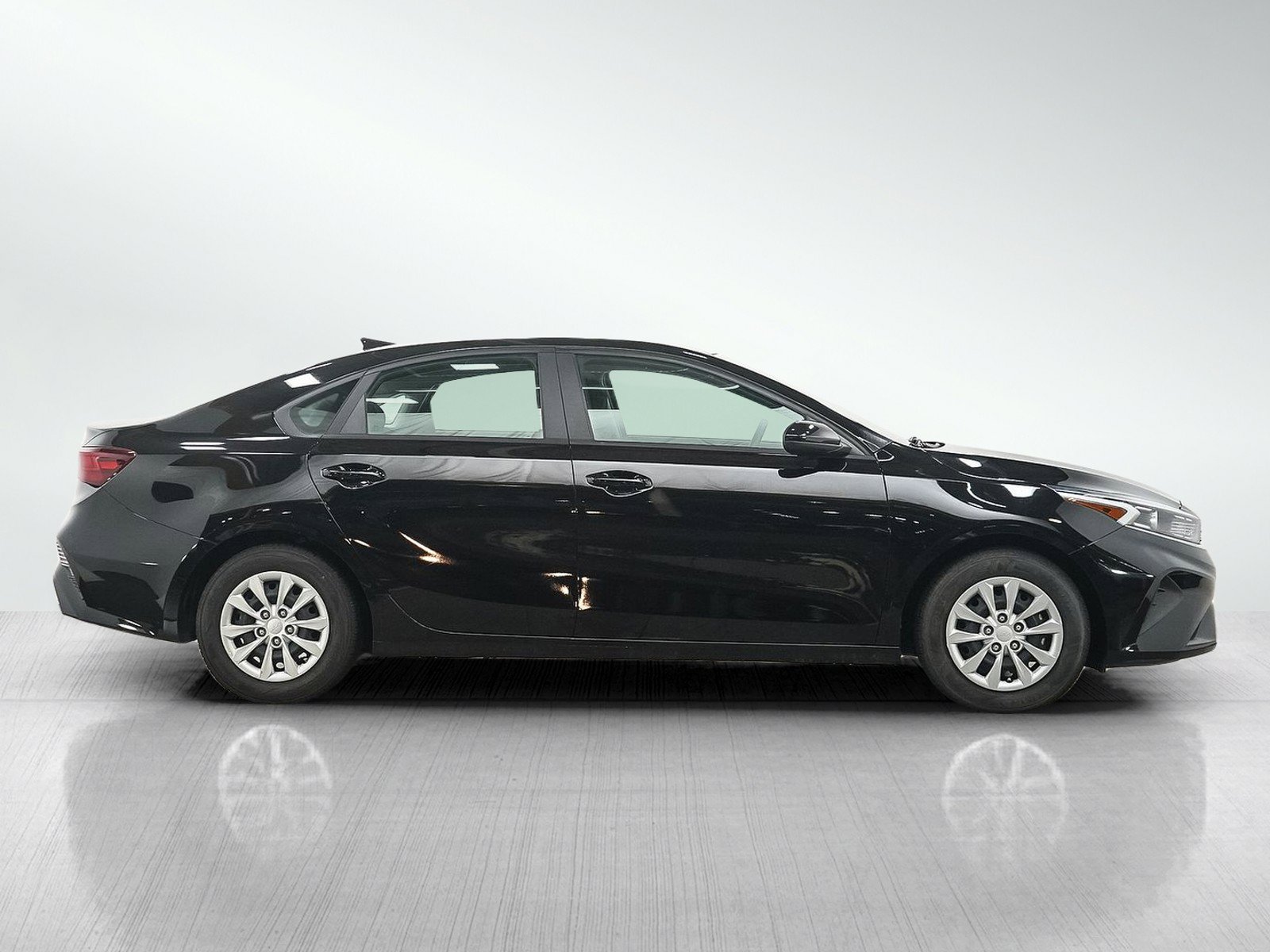 Used 2023 Kia Forte LX FWD image 6