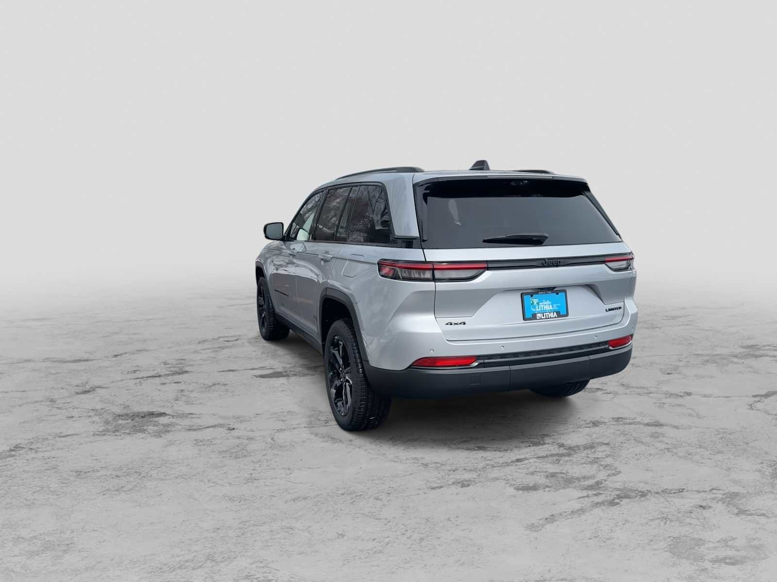 New 2025 Jeep Grand Cherokee Limited image 6