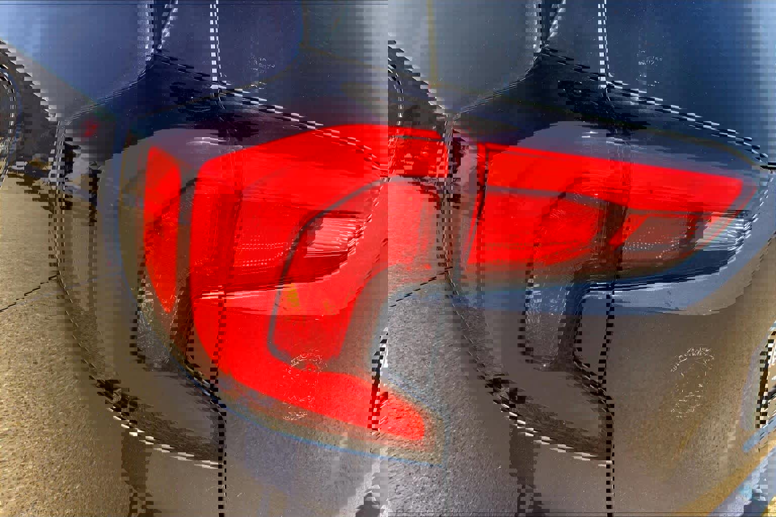 Used 2018 GMC Terrain SLT w/ Preferred Package image 32