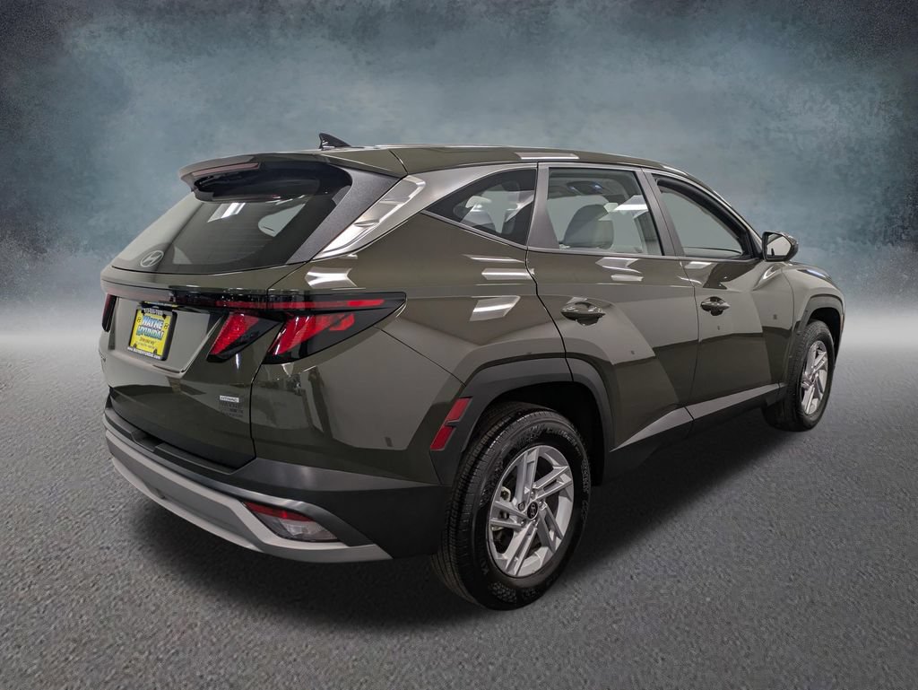 Certified 2025 Hyundai Tucson SE AWD/4WD image 4