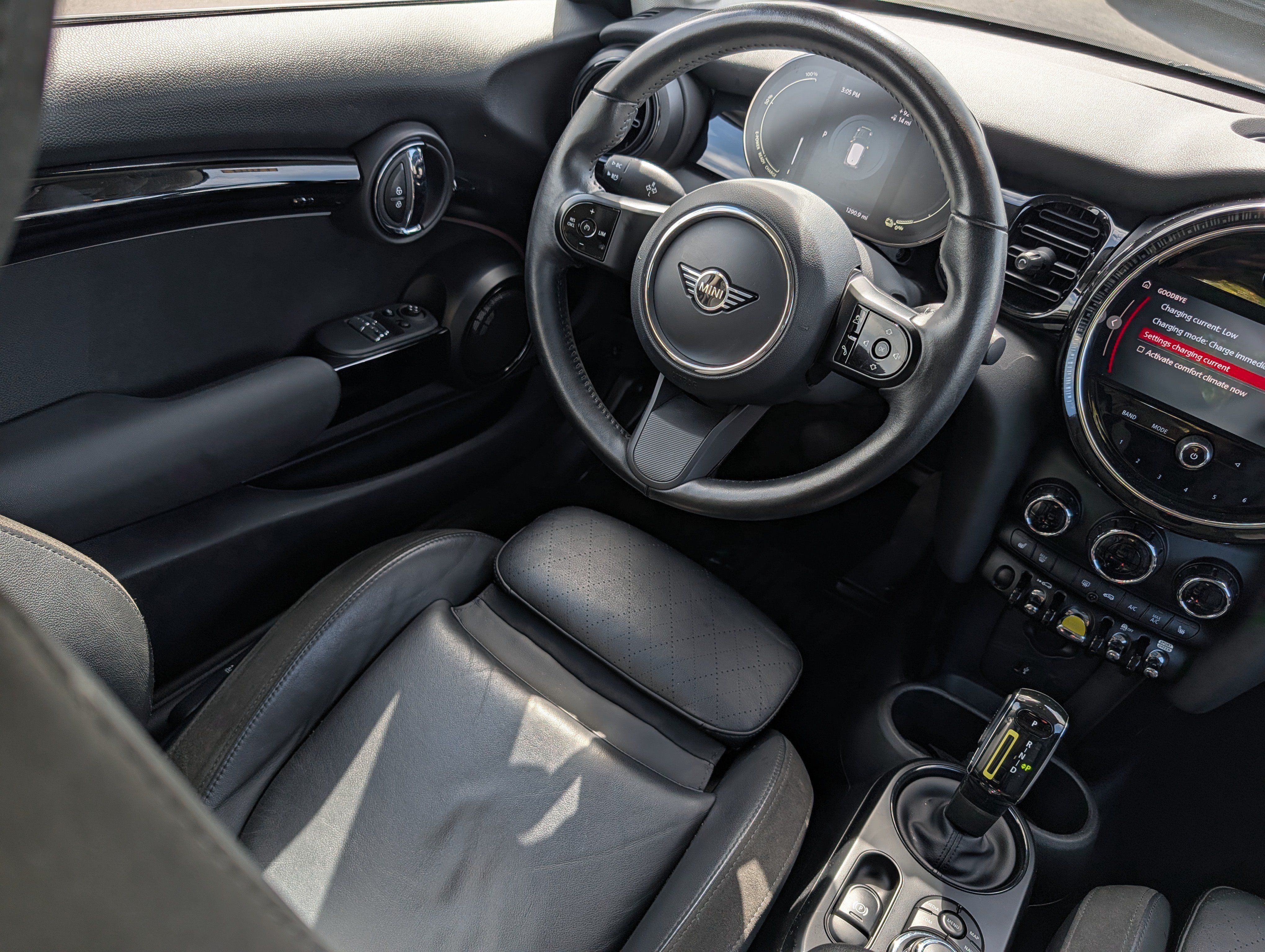 Used 2022 MINI Cooper SE FWD image 9