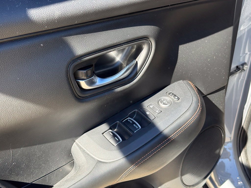 Used 2023 Honda HR-V Sport image 11