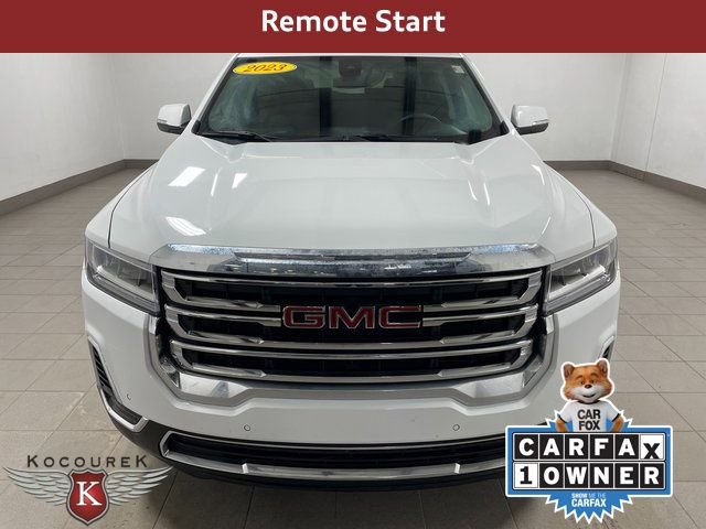 Used 2023 GMC Acadia SLE w/ Driver Convenience Package image 2