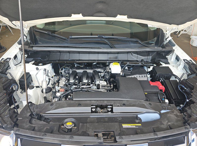 Used 2024 Nissan Pathfinder SV AWD/4WD image 26