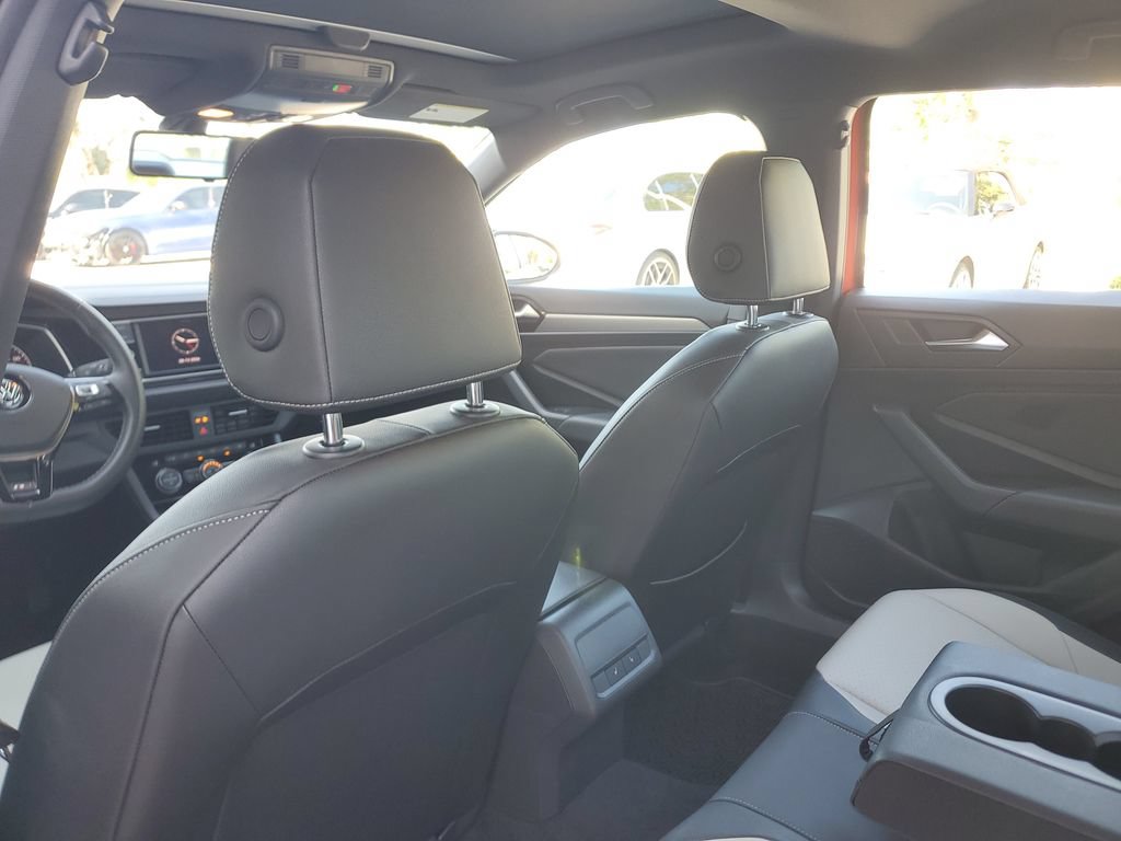 Certified 2020 Volkswagen Jetta R-Line FWD image 17