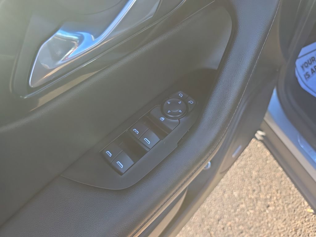 Used 2024 Chevrolet Blazer Premier image 12