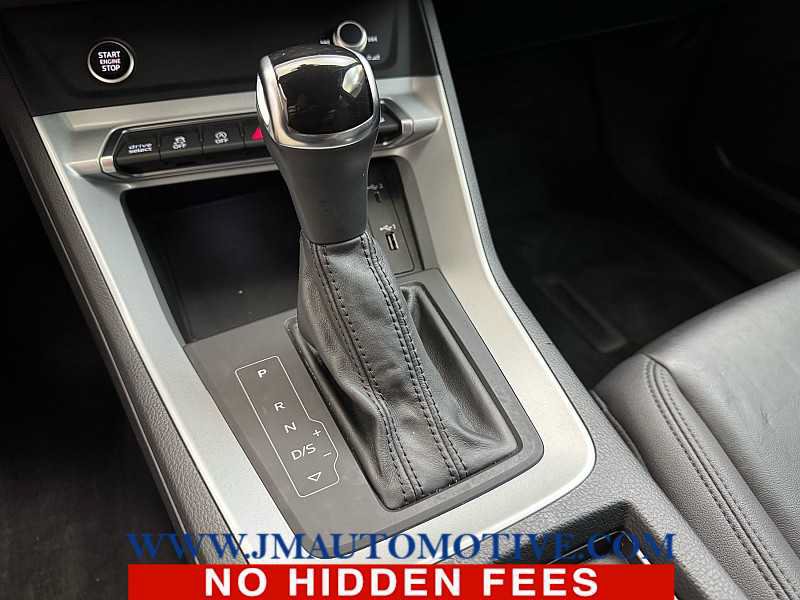 Used 2021 Audi Q3 2.0T Premium w/ Convenience Package AWD/4WD image 32