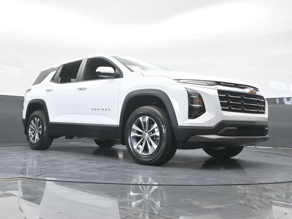 Used 2026 Chevrolet Equinox LT FWD image 63