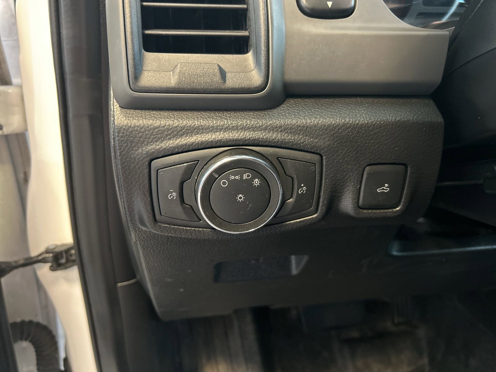 Used 2021 Ford Ranger XL w/ Equipment Group 101A High image 15