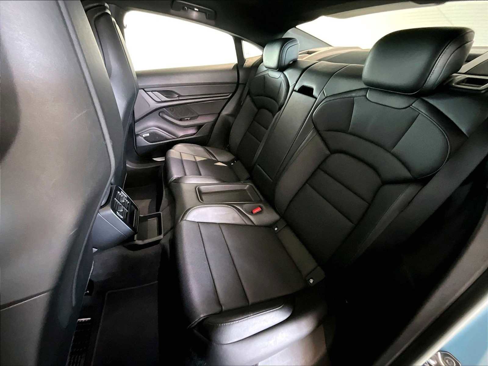 Used 2023 Porsche Taycan 4S image 29