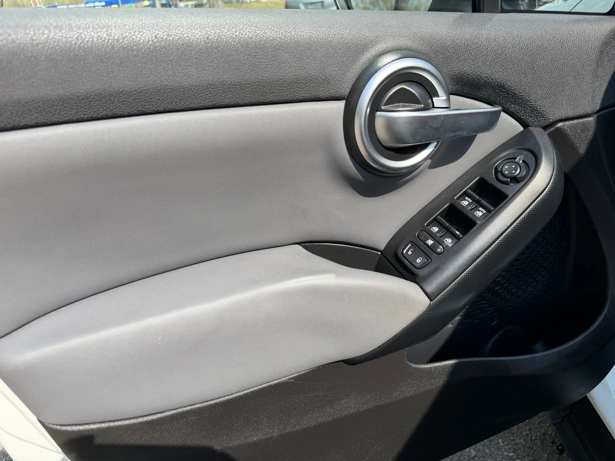 Used 2016 FIAT 500X Pop image 17