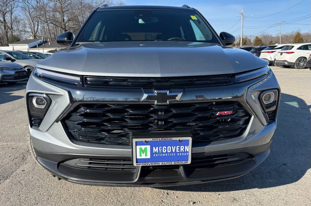Used 2025 Chevrolet TrailBlazer RS w/ Convenience Package image 2