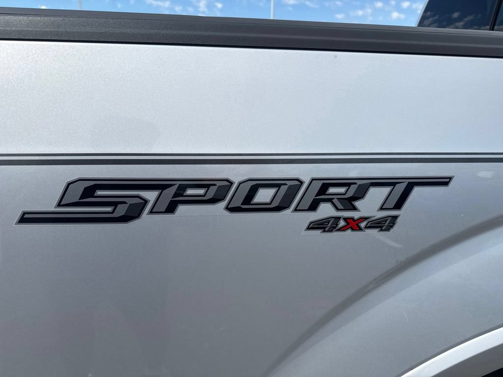Used 2018 Ford F150 XLT w/ Equipment Group 302A Luxury AWD/4WD image 5