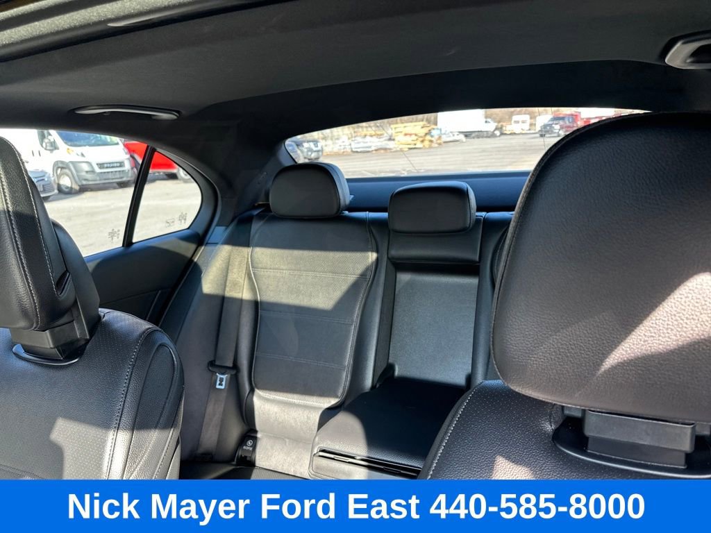 Used 2025 Mercedes-Benz C 300 4MATIC Sedan image 14