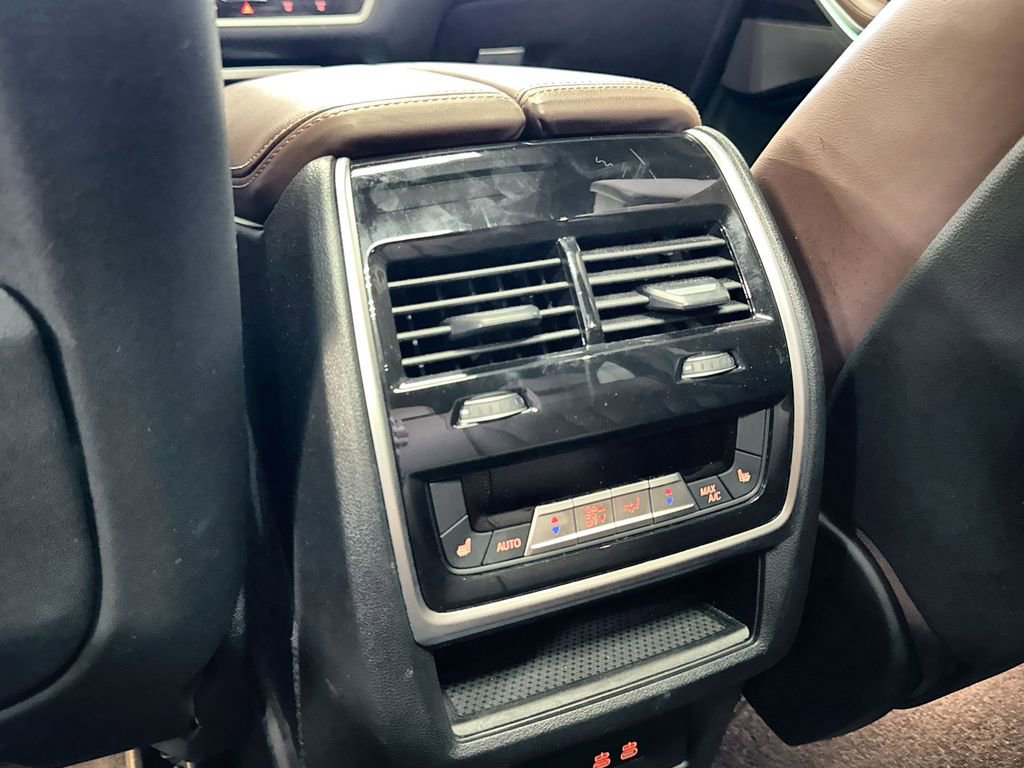 Used 2025 BMW X5 xDrive50e image 29