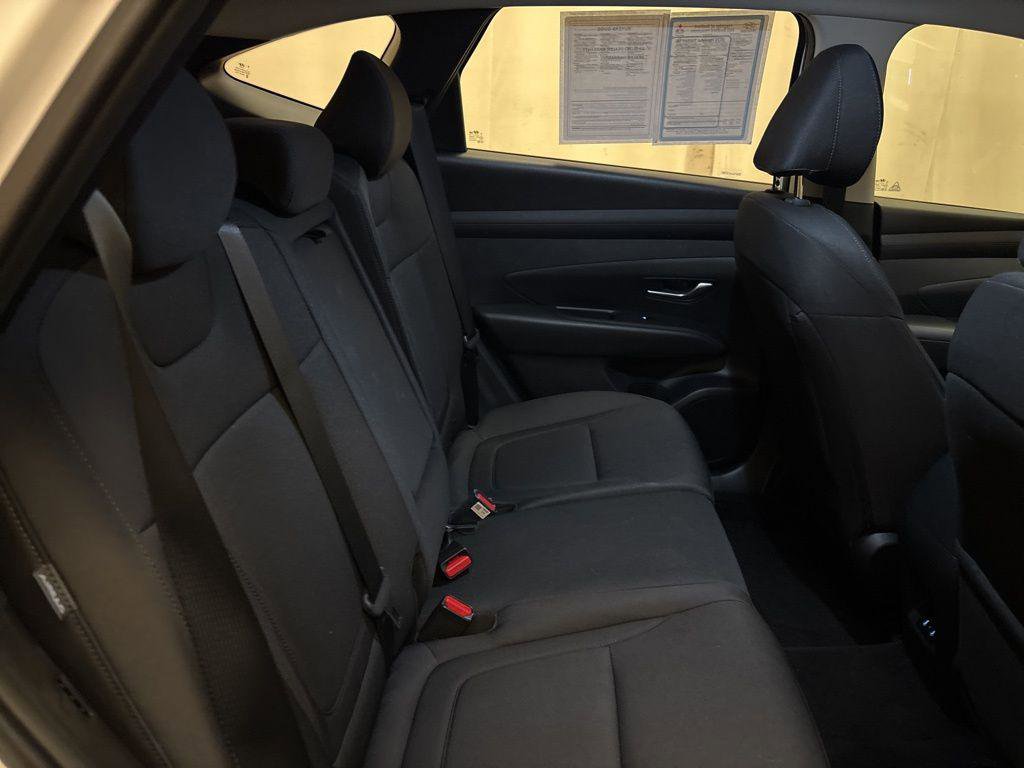 New 2025 Hyundai Tucson SE image 22