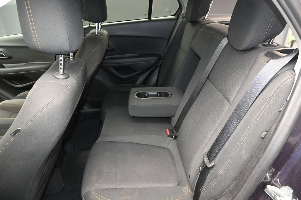 Used 2019 Chevrolet Trax LS w/ Tint and Cruise Package AWD/4WD image 16