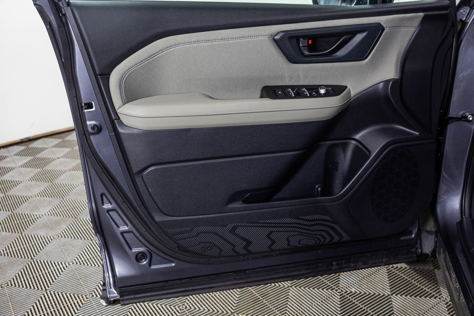 Used 2026 Subaru Forester Premium image 33