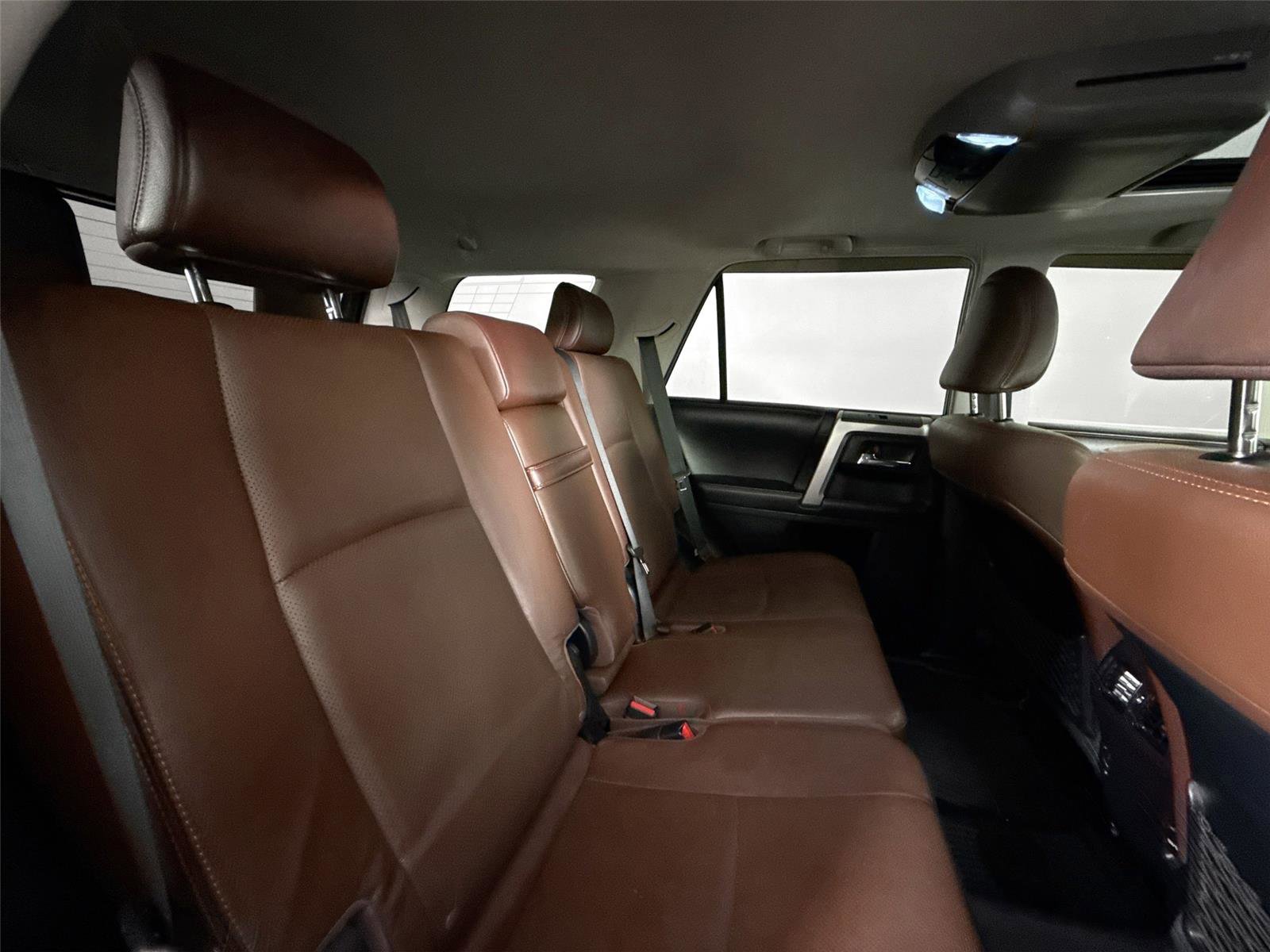 Used 2016 Toyota 4Runner Limited image 44