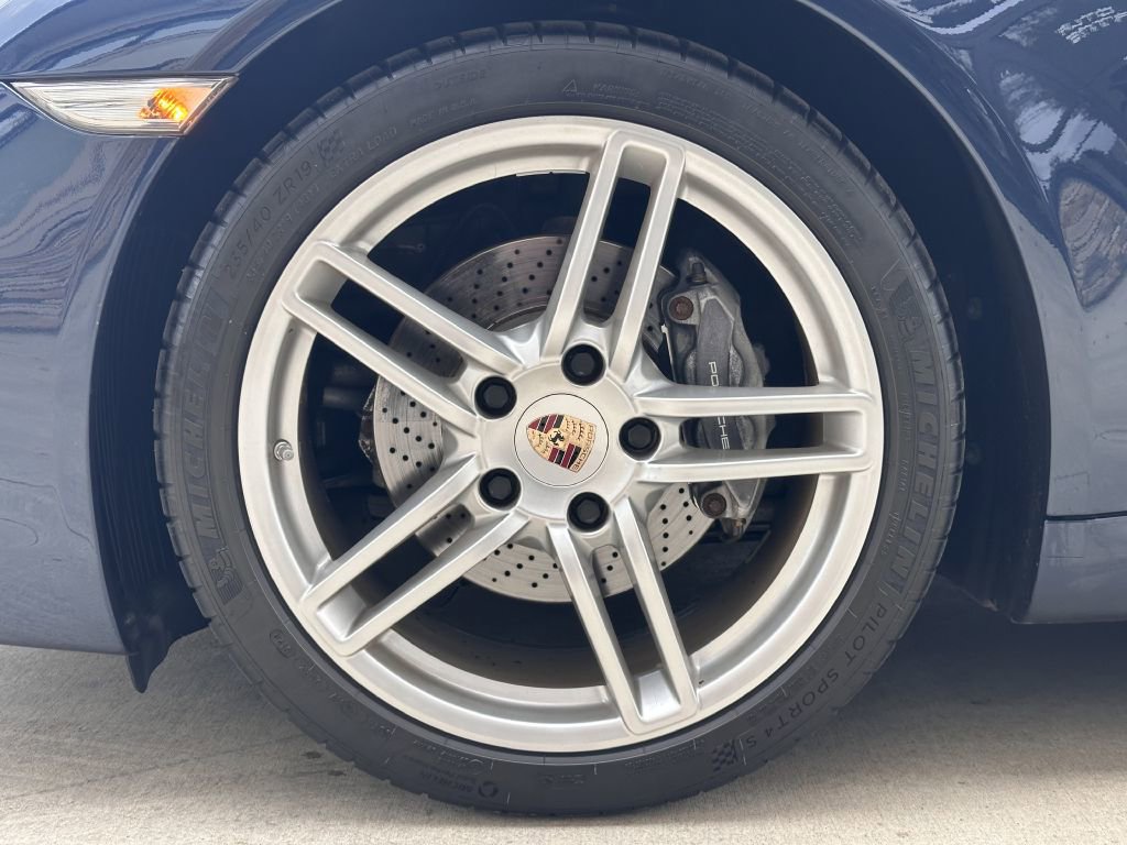 Used 2014 Porsche 911 Carrera image 17