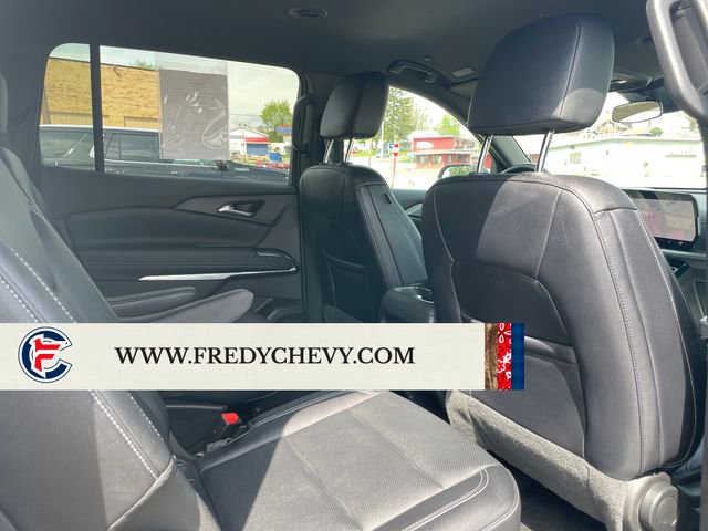 Used 2025 Chevrolet Traverse LT FWD image 40