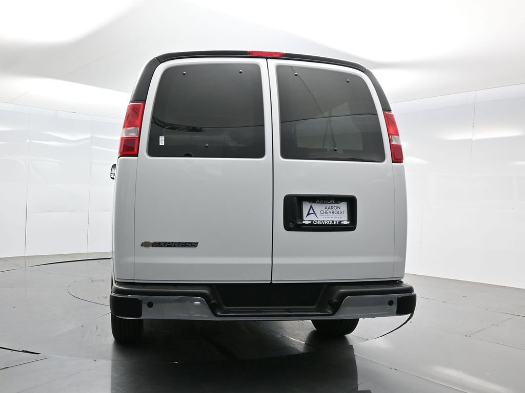 Used 2025 Chevrolet Express 3500 LT w/ LT Preferred Equipment Group RWD image 30