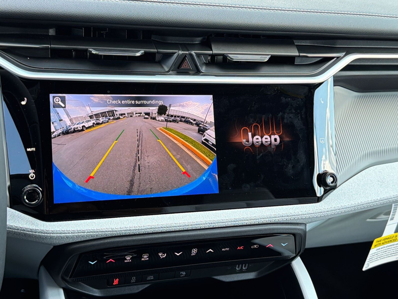 New 2026 Jeep Cherokee Laredo AWD/4WD image 19