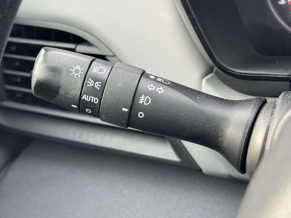 Used 2022 Subaru Outback Premium image 22