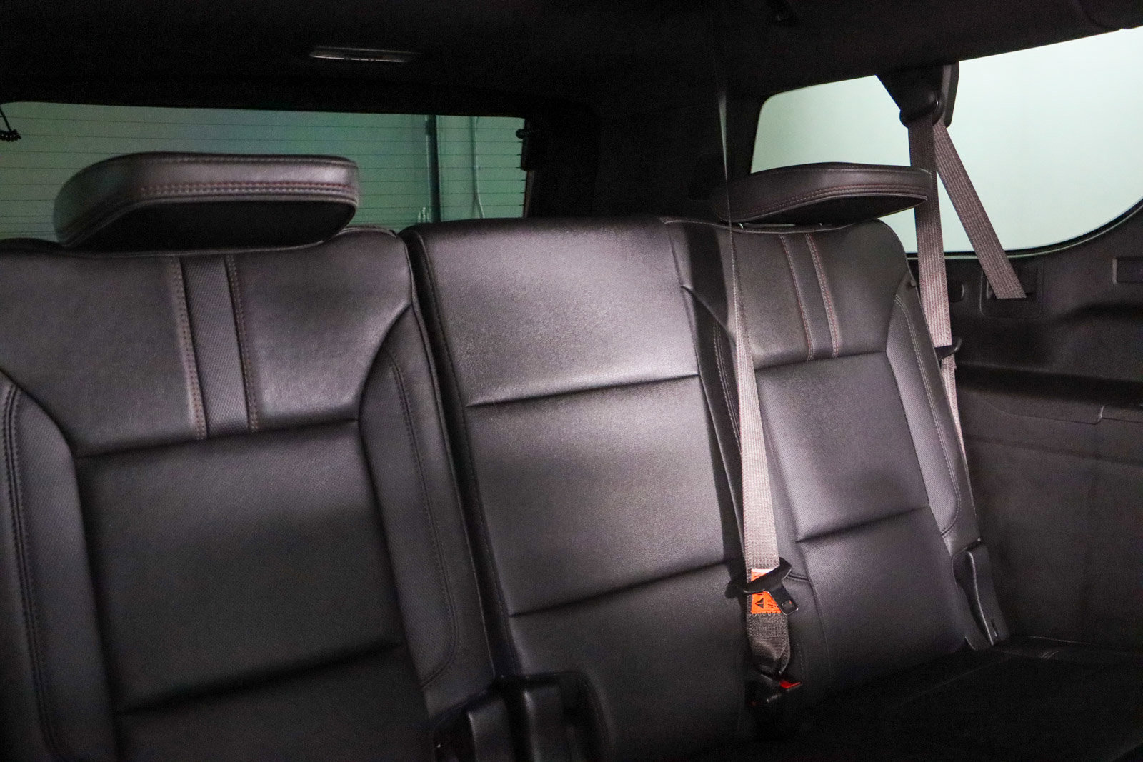 Used 2024 Chevrolet Suburban RST w/ Luxury Package image 33