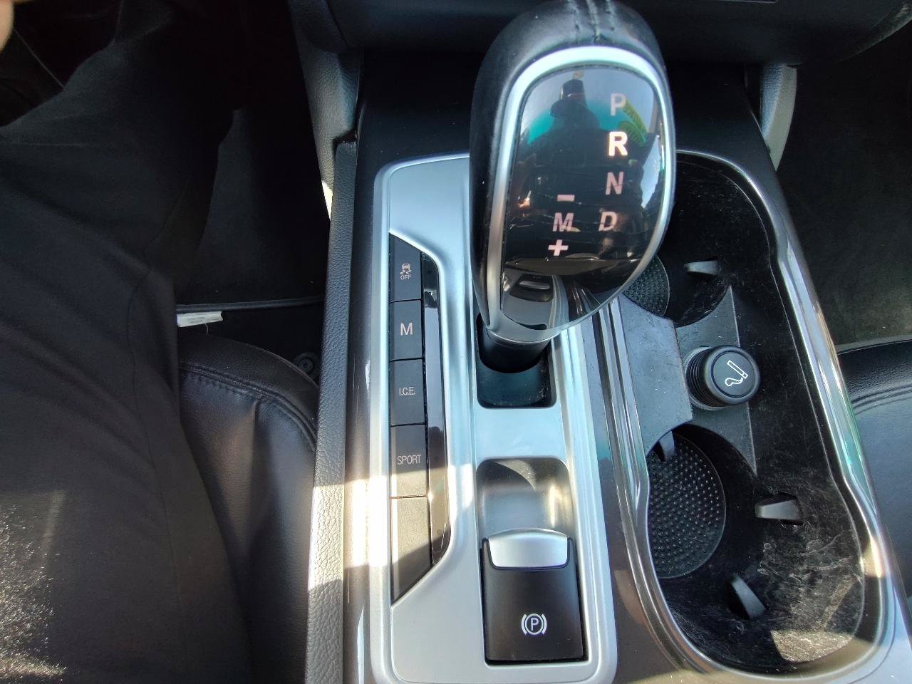 Used 2016 Maserati Ghibli RWD image 22