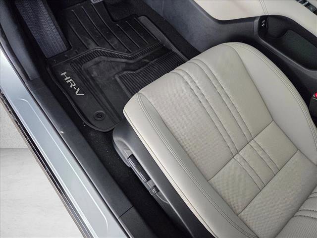 New 2026 Honda HR-V EX-L image 4