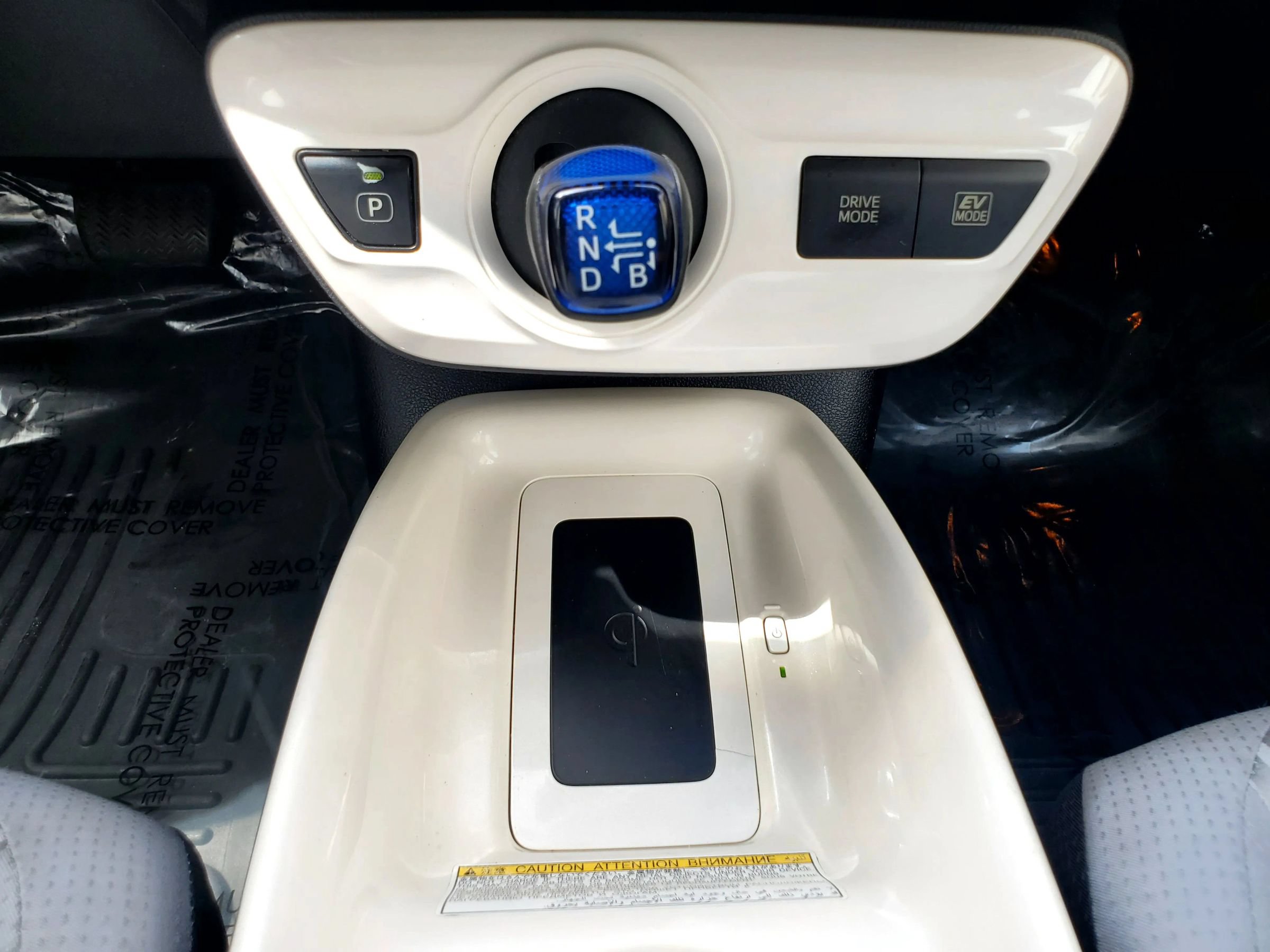 Used 2017 Toyota Prius Three w/ Carpet Mat Package FWD image 39