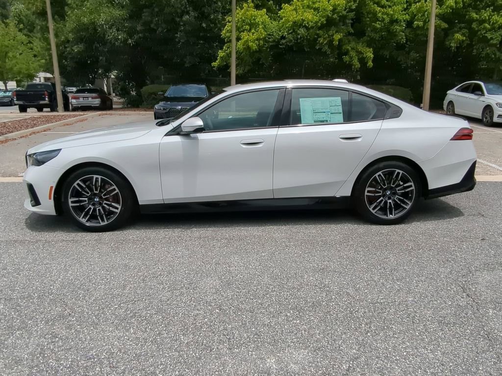 New 2026 BMW 530i w/ M Sport Package image 8