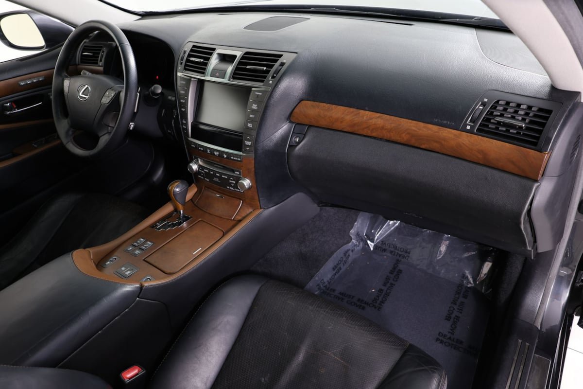 Used 2010 Lexus LS 460 RWD image 40