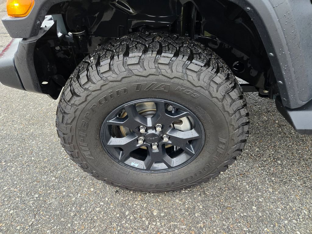 Used 2024 Jeep Wrangler Sport S image 10