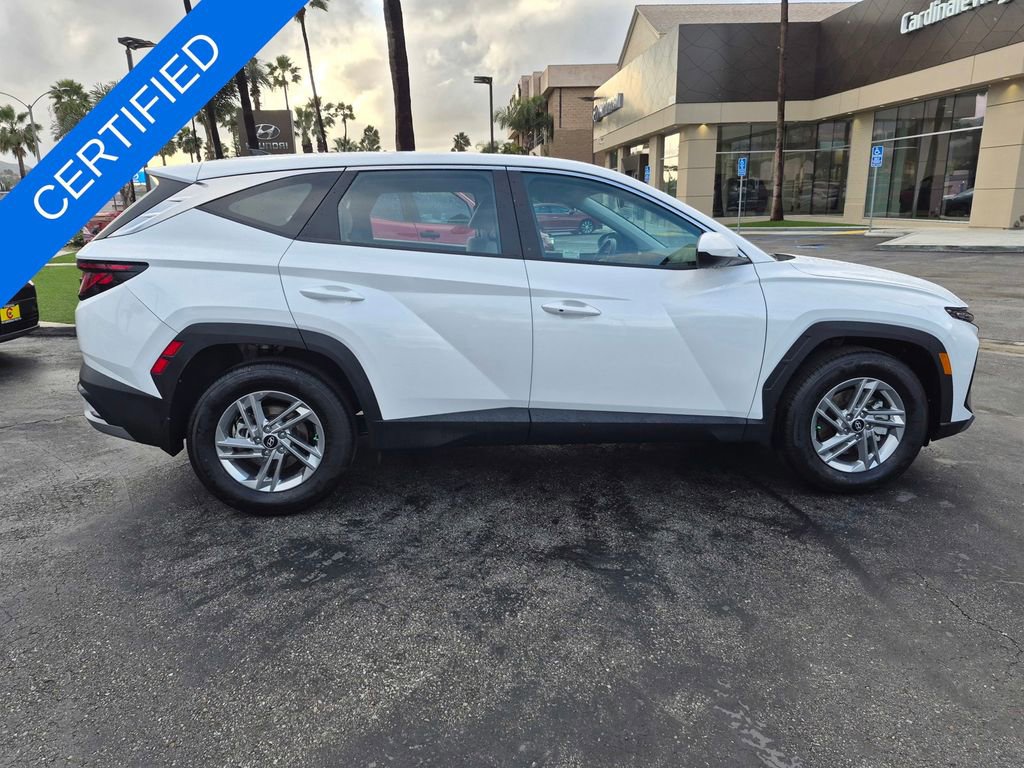 Used 2025 Hyundai Tucson SE image 8