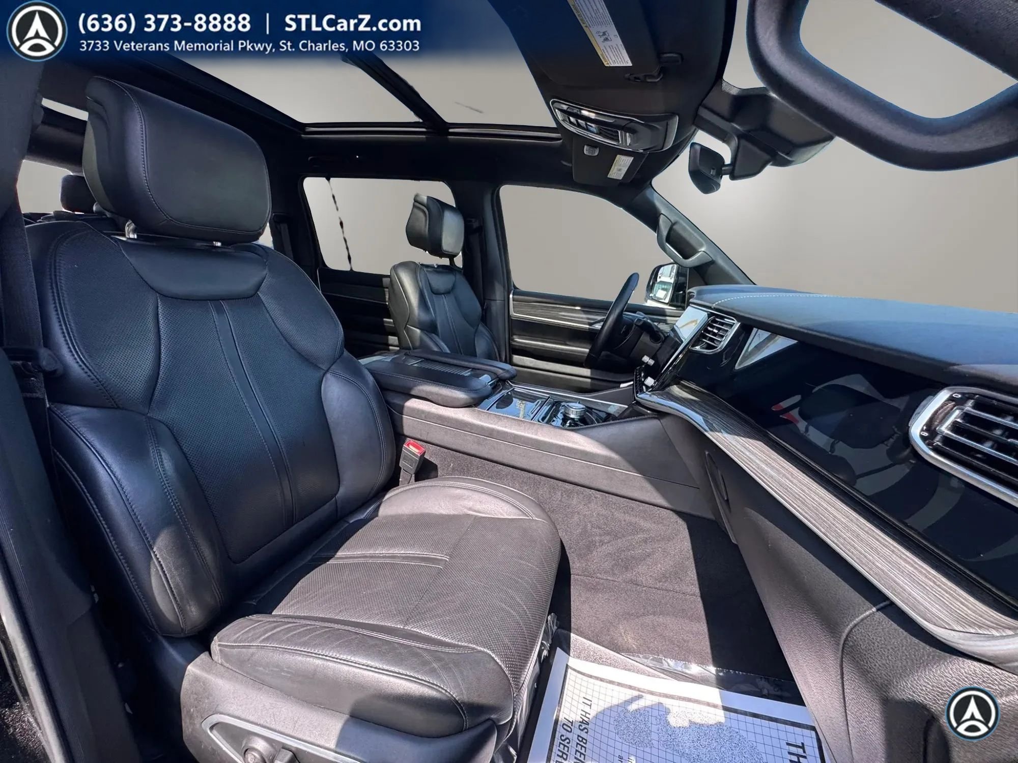 Used 2022 Jeep Wagoneer Series III w/ Premium Group I AWD/4WD image 14