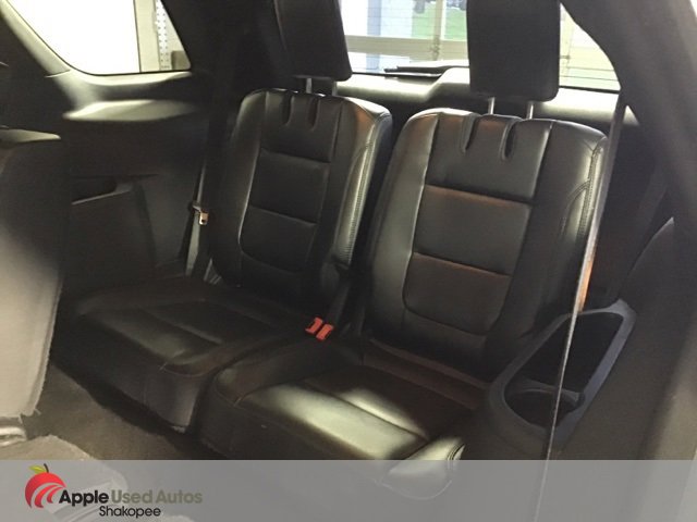 Used 2018 Ford Explorer XLT w/ Equipment Group 202A image 19