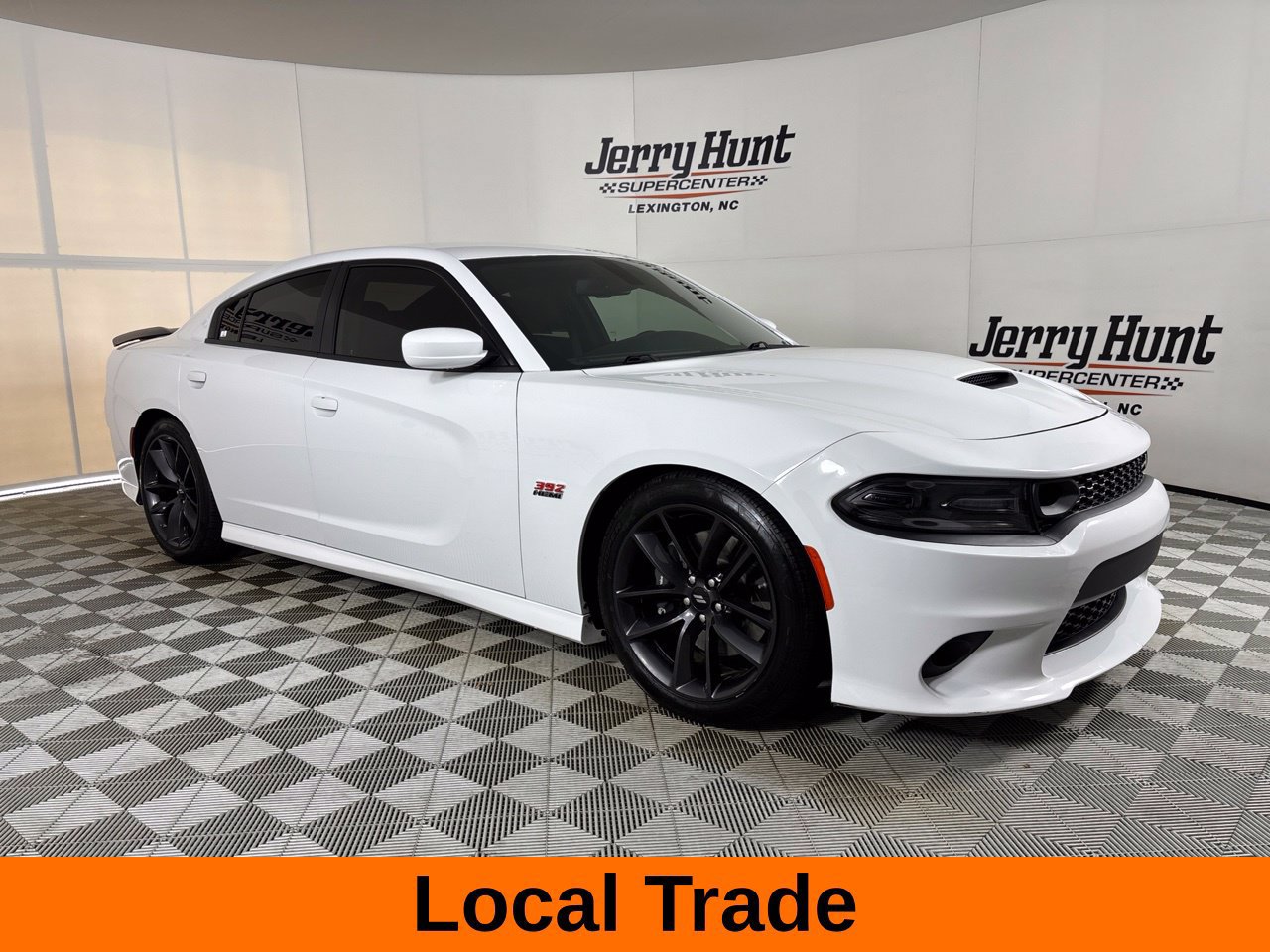 Used 2019 Dodge Charger Scat Pack RWD image 4