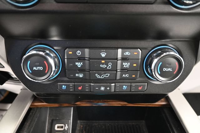Used 2020 Ford F150 Lariat w/ Trailer Tow Package AWD/4WD image 15