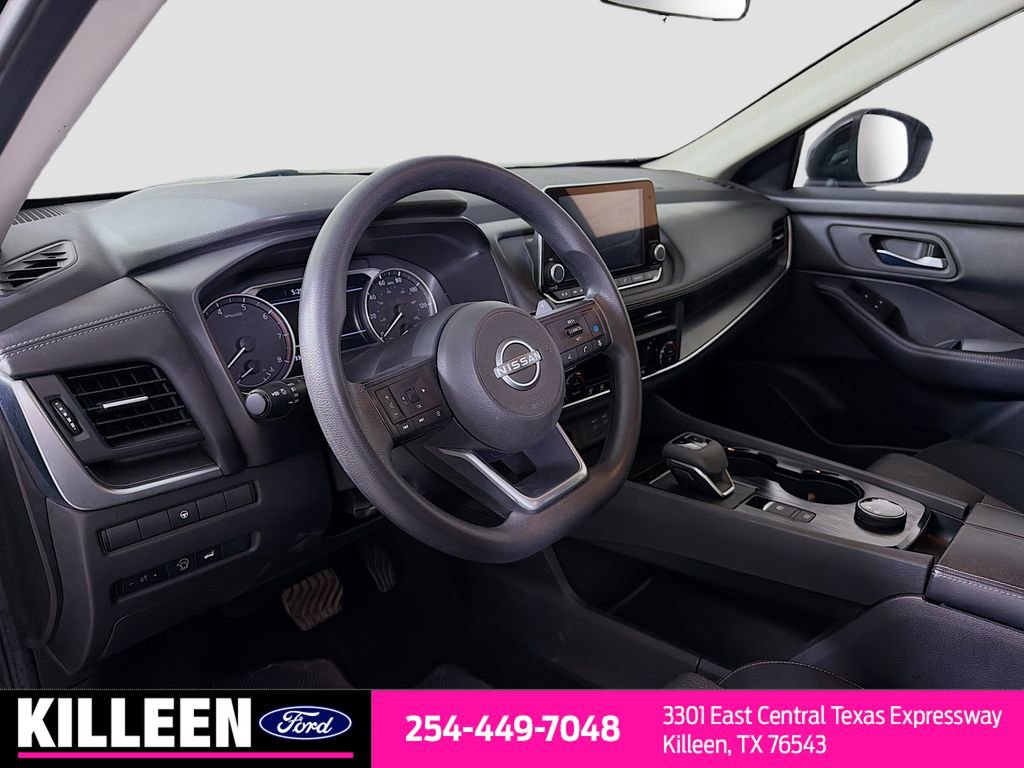 Used 2024 Nissan Rogue SV AWD/4WD image 10