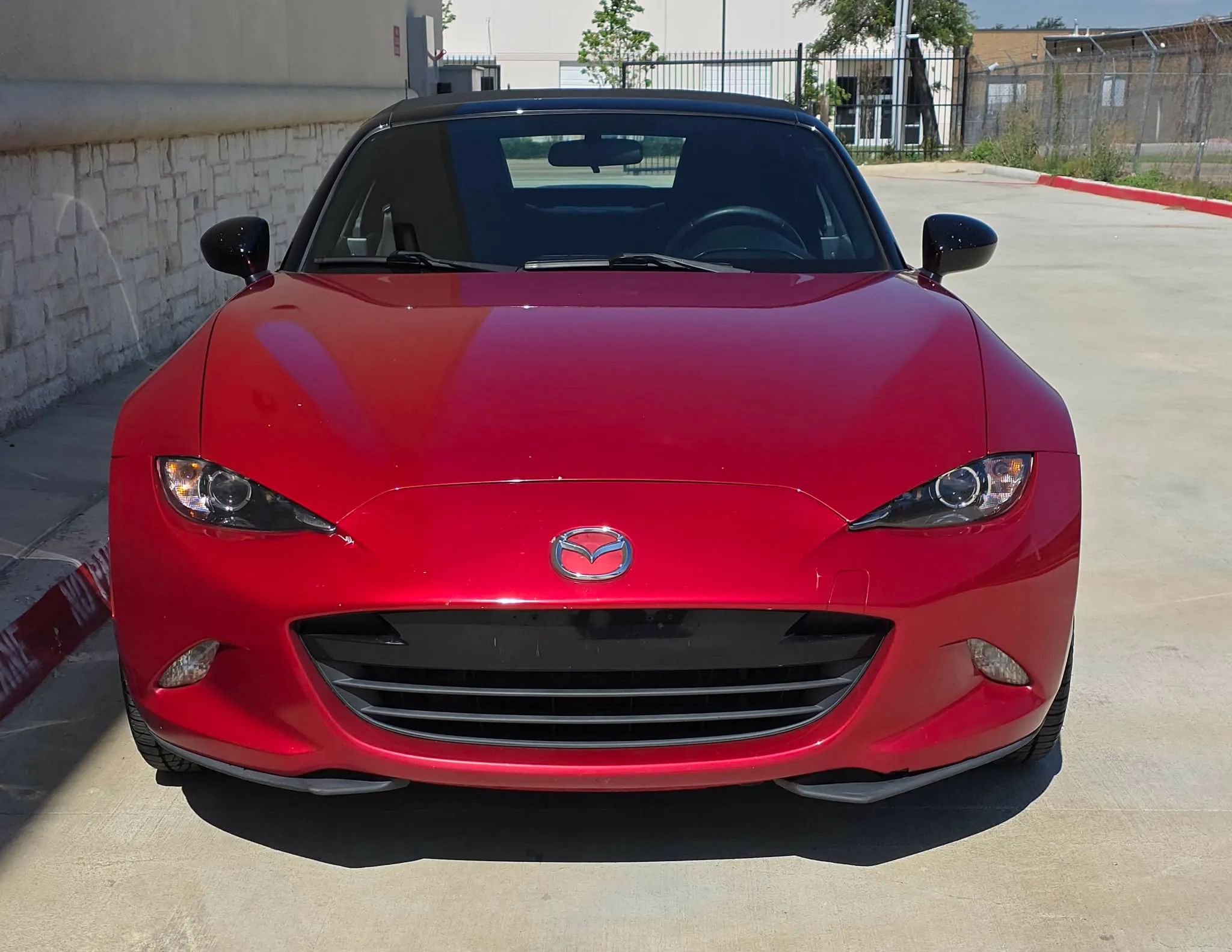 Used 2017 MAZDA MX-5 Miata Sport RWD image 8
