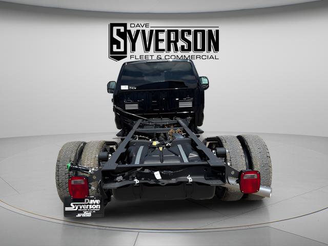 New 2025 Ford F550 4x4 Regular Cab Super Duty w/ XLT Value Package image 4