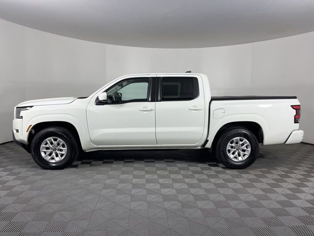 Used 2024 Nissan Frontier SV image 9
