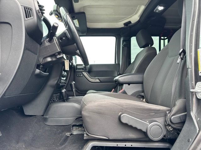 Used 2018 Jeep Wrangler Unlimited Sport S AWD/4WD image 11