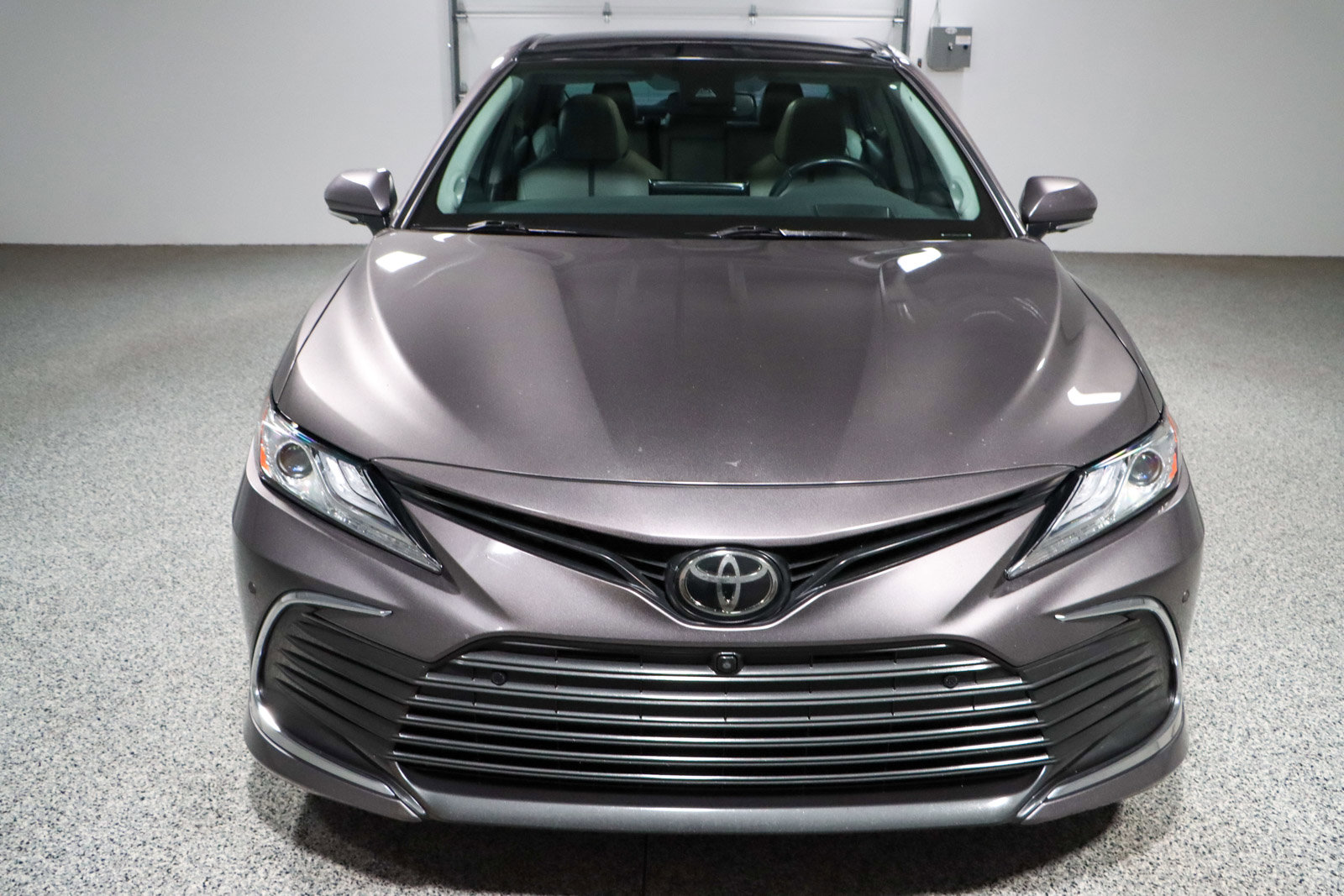 Used 2022 Toyota Camry XLE w/ Navigation Package image 4