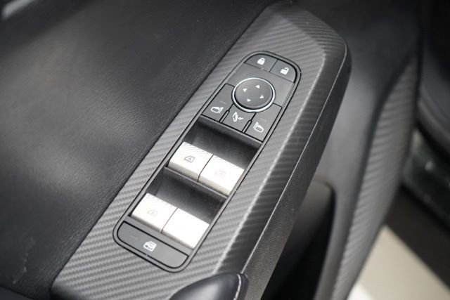 Used 2024 Mitsubishi Outlander SE image 18