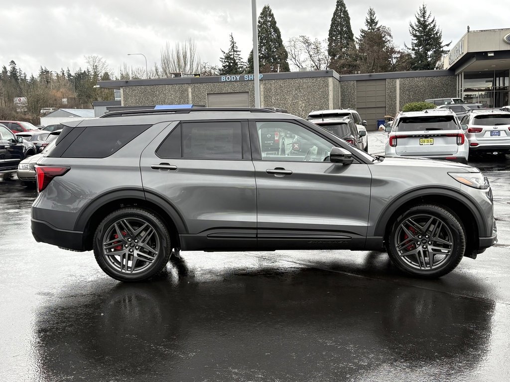 New 2026 Ford Explorer ST w/ Sun And Sound Package image 4